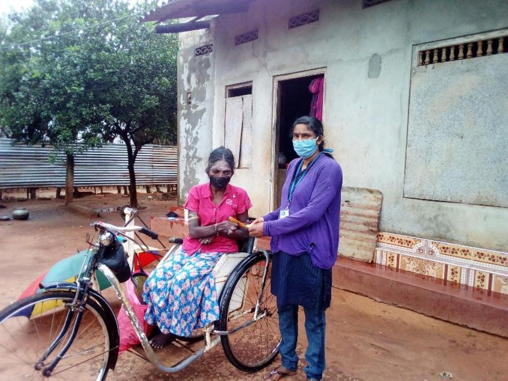 Distribution of dry rations to SHG members